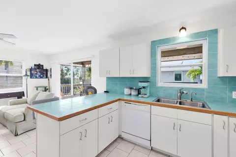 1299 73rd Street Ocean Street Ocean, Marathon, FL 33050 photo 12