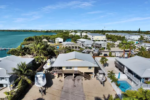 1299 73rd Street Ocean Street Ocean, Marathon, FL 33050 photo 2