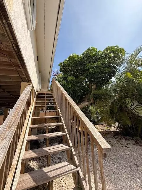 Exterior - 1297 73rd Street Ocean Street Ocean, Marathon, FL 33050 photo 2 of 12
