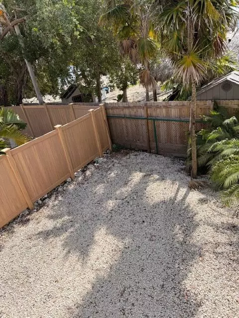 Exterior - 1297 73rd Street Ocean Street Ocean, Marathon, FL 33050 photo 7 of 12