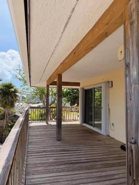 Exterior - 1297 73rd Street Ocean Street Ocean, Marathon, FL 33050 photo 5 of 12