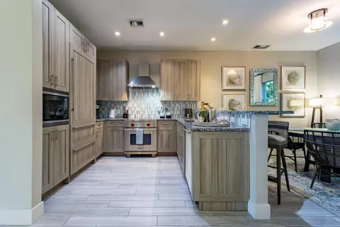Kitchen - 19 W Playa Largo Blvd, Key Largo, FL 33037 photo 1 of 1