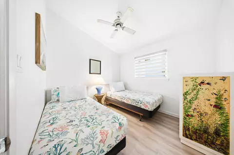 Bedroom - 340-350 E Ocean Dr #KEY colony, Key Colony Beach, FL 33051 photo 1 of 15