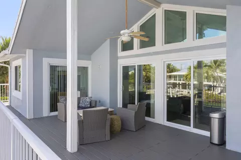 Exterior - 16823 E Point Dr, Sugarloaf Key, FL 33042 photo 2 of 6