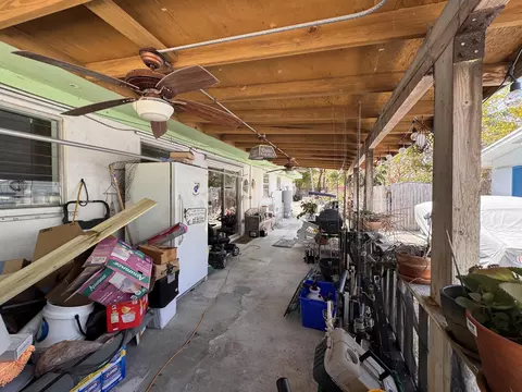 Exterior - 110 E Ridge Rd, Islamorada, FL 33036 photo 3 of 8