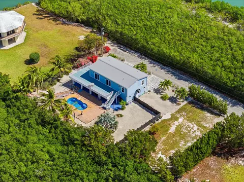 View/Area - 116 Avenue K, Marathon, FL 33050 photo 6 of 11