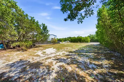 Exterior - 116 Avenue K, Marathon, FL 33050 photo 20 of 22