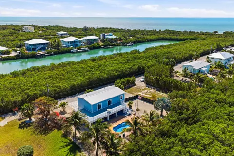 View/Area - 116 Avenue K, Marathon, FL 33050 photo 1 of 11
