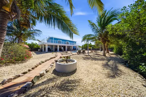 Exterior - 116 Avenue K, Marathon, FL 33050 photo 7 of 22