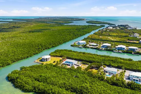View/Area - 116 Avenue K, Marathon, FL 33050 photo 10 of 11