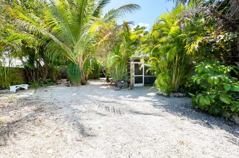 273 Loeb Ave, Key Largo, FL 33037