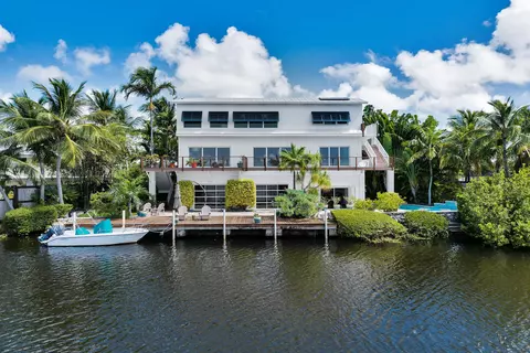 151 Lake Rd, Tavernier, FL 33070