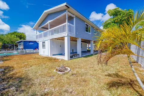 Exterior - 29048 Iris Dr, Big Pine Key, FL 33043 photo 11 of 13