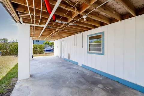 Exterior - 29048 Iris Dr, Big Pine Key, FL 33043 photo 12 of 13