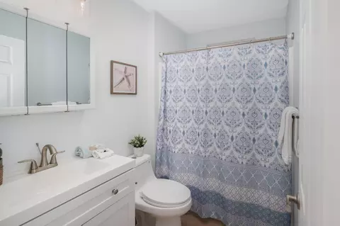 Bath - 29048 Iris Dr, Big Pine Key, FL 33043 photo 2 of 2