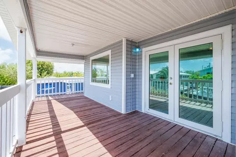 Exterior - 29048 Iris Dr, Big Pine Key, FL 33043 photo 3 of 13