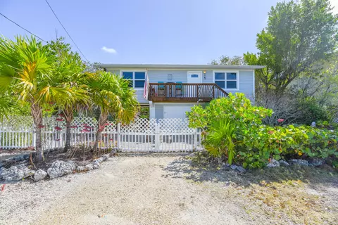1719 Narcissus Ave, Big Pine Key, FL 33043