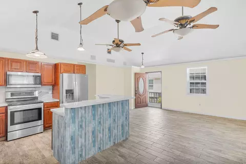 Kitchen - 477 W 105th Street Ocean, Marathon, FL 33050 photo 1 of 4
