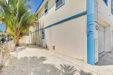 Exterior - 477 W 105th Street Ocean, Marathon, FL 33050 photo 7 of 7
