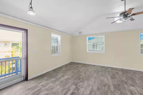 Living - 477 W 105th Street Ocean, Marathon, FL 33050 photo 2 of 4