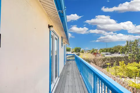 Exterior - 477 W 105th Street Ocean, Marathon, FL 33050 photo 3 of 7