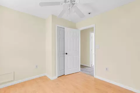 Bedroom - 477 W 105th Street Ocean, Marathon, FL 33050 photo 5 of 11
