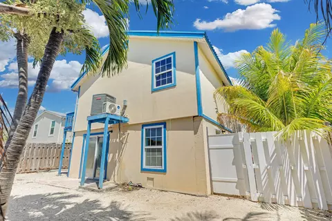 Exterior - 477 W 105th Street Ocean, Marathon, FL 33050 photo 6 of 7