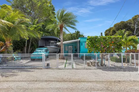 72 Avenue C, Key Largo, FL 33037