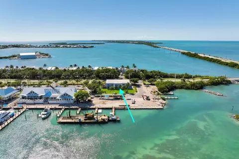 300 Duck Key Dr #9, Marathon, FL 33050