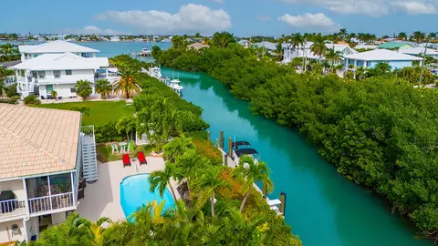 220 15th Cir #KEY colony, Key Colony Beach, FL 33051