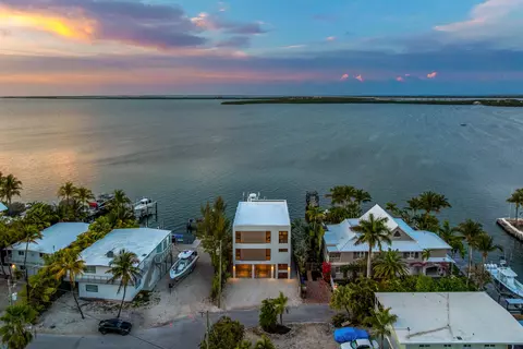 View/Area - 21 Stillwright Way, Key Largo, FL 33037 photo 11 of 20