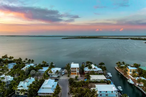 View/Area - 21 Stillwright Way, Key Largo, FL 33037 photo 2 of 20