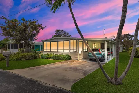 812 S Silver Cir, Key Largo, FL 33037