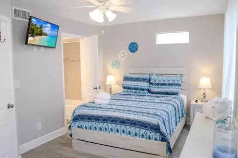 12400 Overseas Hwy Apt Villa #VILLA 3, Marathon, FL 33050 photo 17