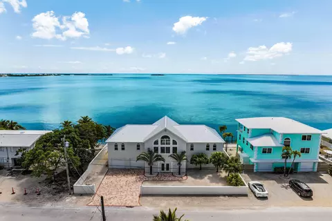 24348 Caribbean Dr, Summerland Key, FL 33042