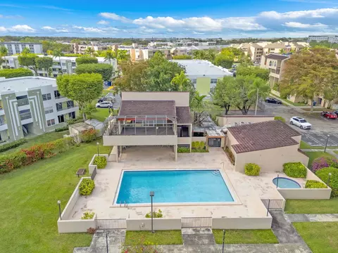 10641 SW 108th Ave #3D, Miami, FL 33176