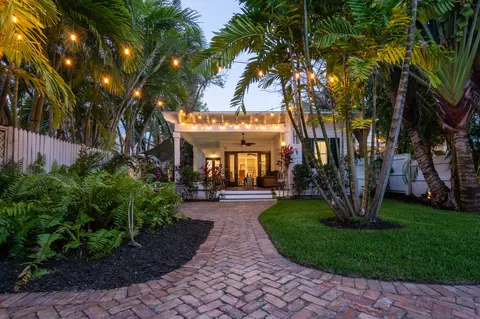 1019 Eaton St, Key West, FL 33040