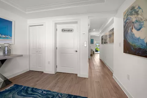 Entry Way - 443 Sombrero Beach Rd, Marathon, FL 33050 photo 2 of 6