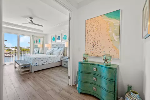 Entry Way - 443 Sombrero Beach Rd, Marathon, FL 33050 photo 4 of 6