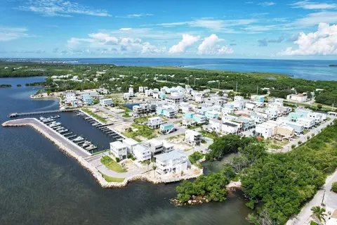 94825 Overseas Hwy #67, Key Largo, FL 33037