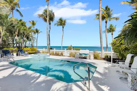 Exterior - 5 Sunset Key Dr, Key West, FL 33040 photo 5 of 13
