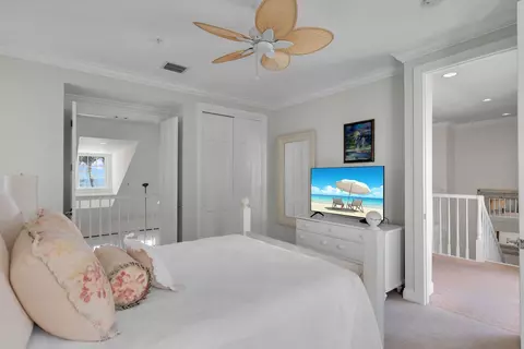 Bedroom - 5 Sunset Key Dr, Key West, FL 33040 photo 6 of 9