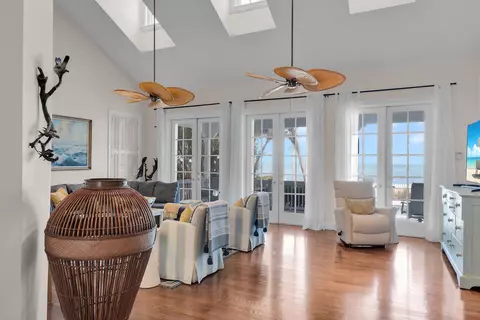 Living - 5 Sunset Key Dr, Key West, FL 33040 photo 3 of 4