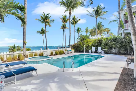 5 Sunset Key Dr, Key West, FL 33040