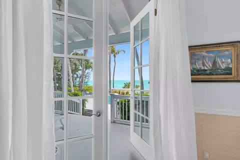 Exterior - 5 Sunset Key Dr, Key West, FL 33040 photo 10 of 13