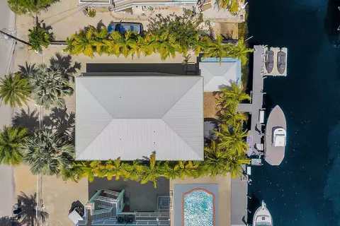 105 2nd Ln, Key Largo, FL 33037 photo 13
