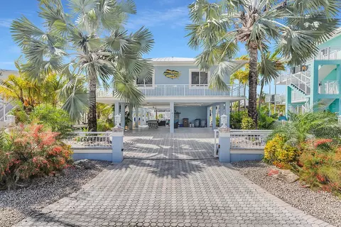 105 2nd Ln, Key Largo, FL 33037 photo 17