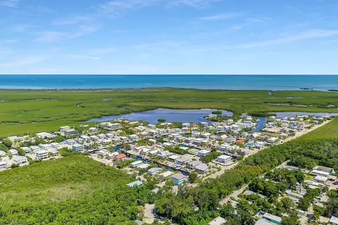 105 2nd Ln, Key Largo, FL 33037 photo 10
