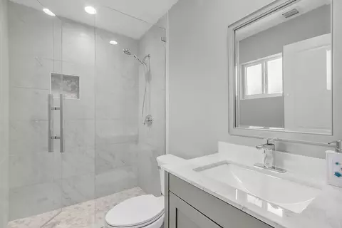 105 2nd Ln, Key Largo, FL 33037 photo 25