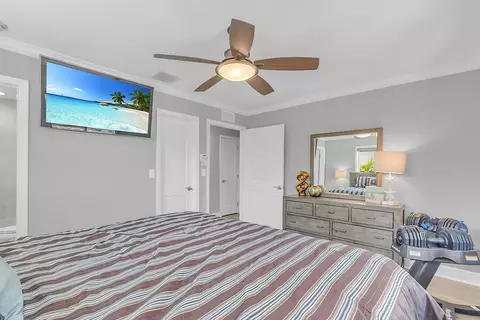 105 2nd Ln, Key Largo, FL 33037 photo 24